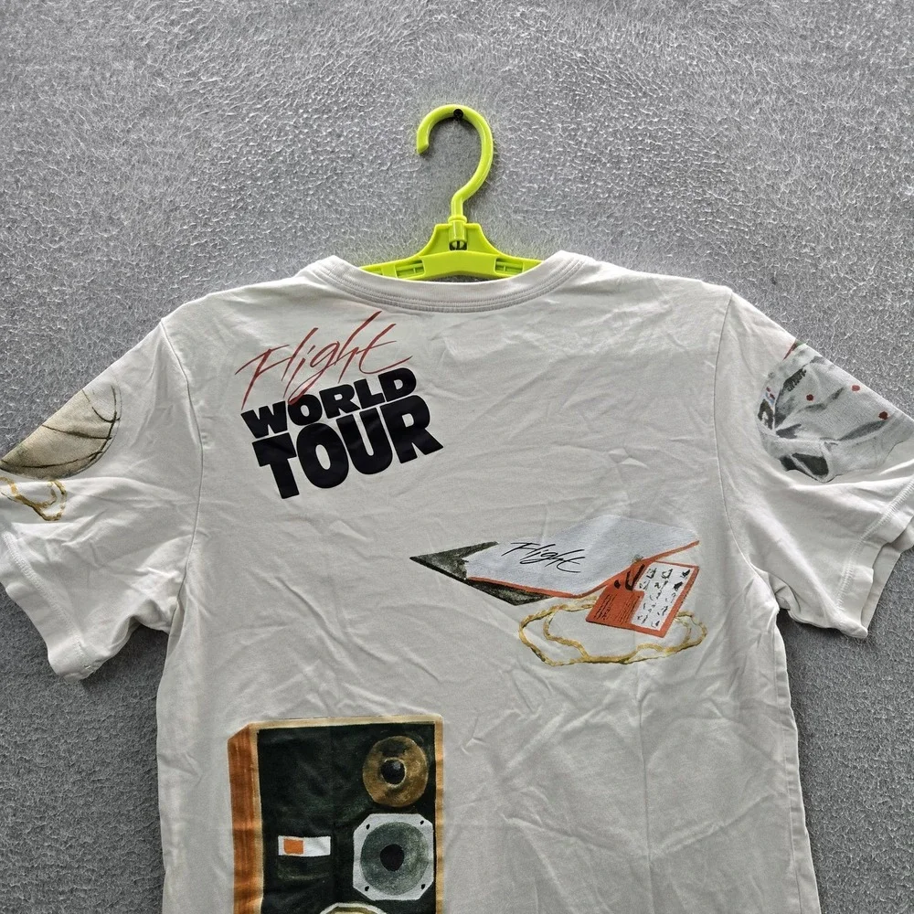 Jordan Men Shirt S‎ White Artist Series Jacob Rochester Air Flight World Tour